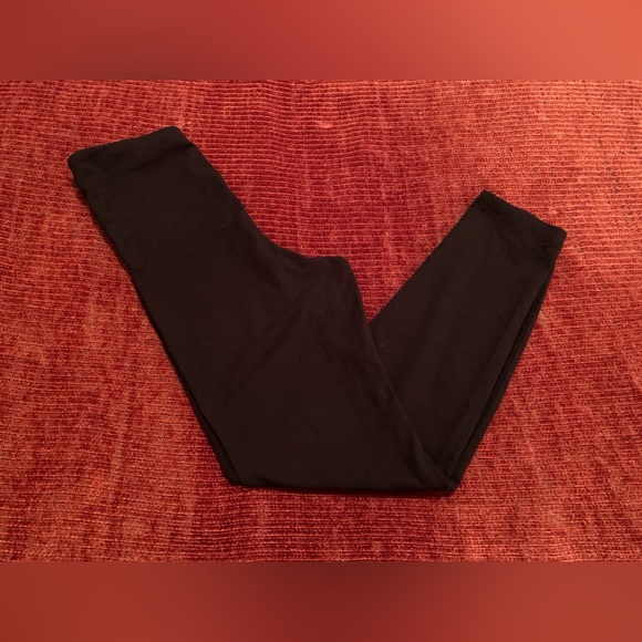 Tummy Control Black Leggings - Picture 3 of 8